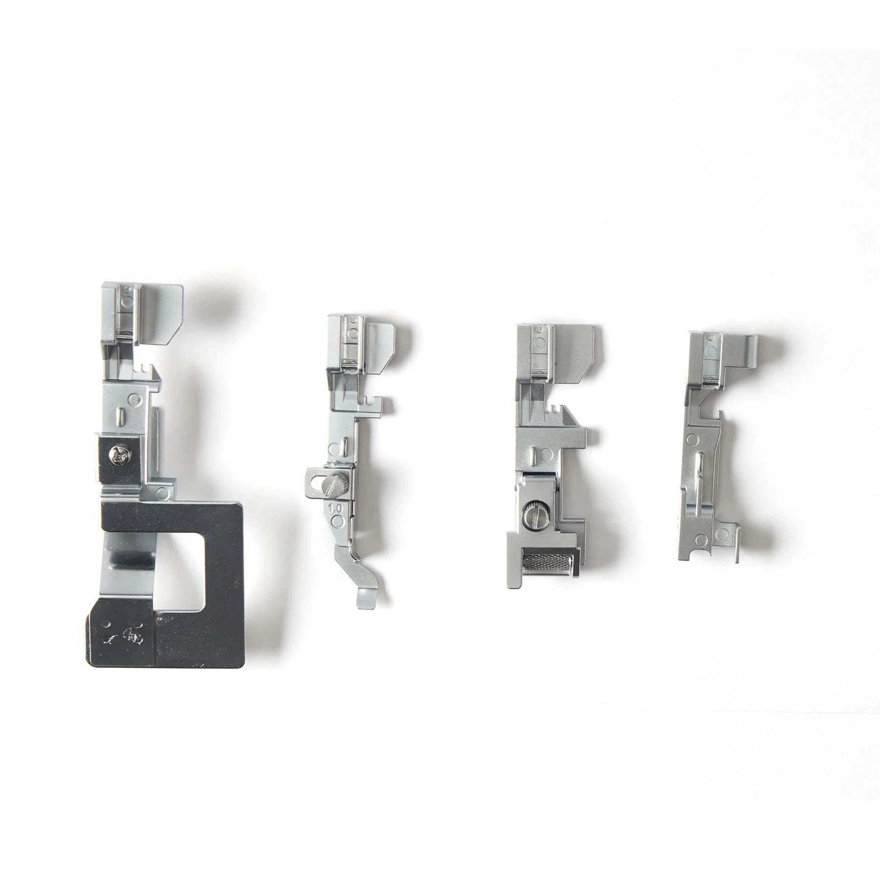 HUSQVARNA® VIKING® AMBER™ S | 300 Overlock Machine - Image 15