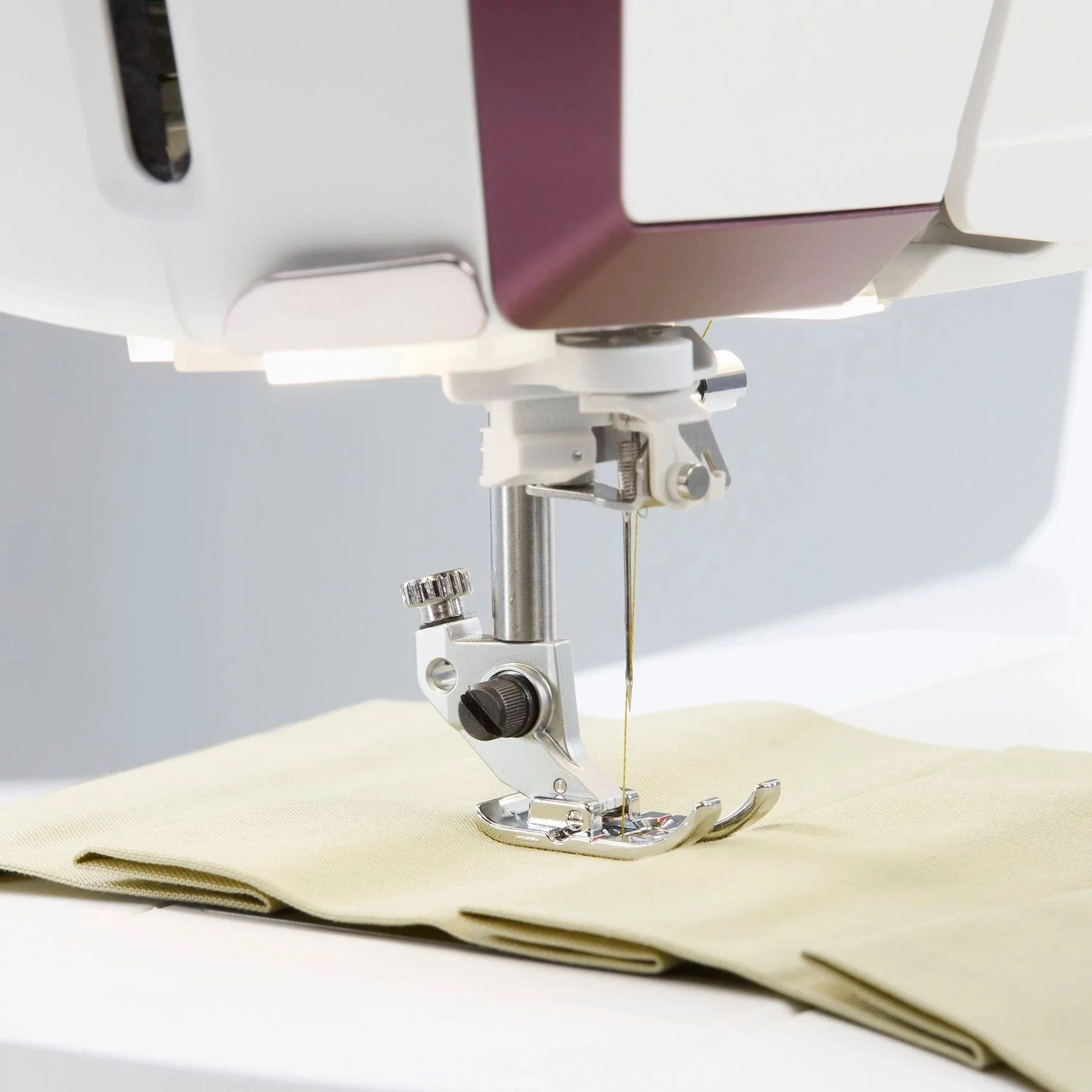 HUSQVARNA® VIKING® DESIGNER TOPAZ™ 65 Sewing & Embroidery Machine - Image 6