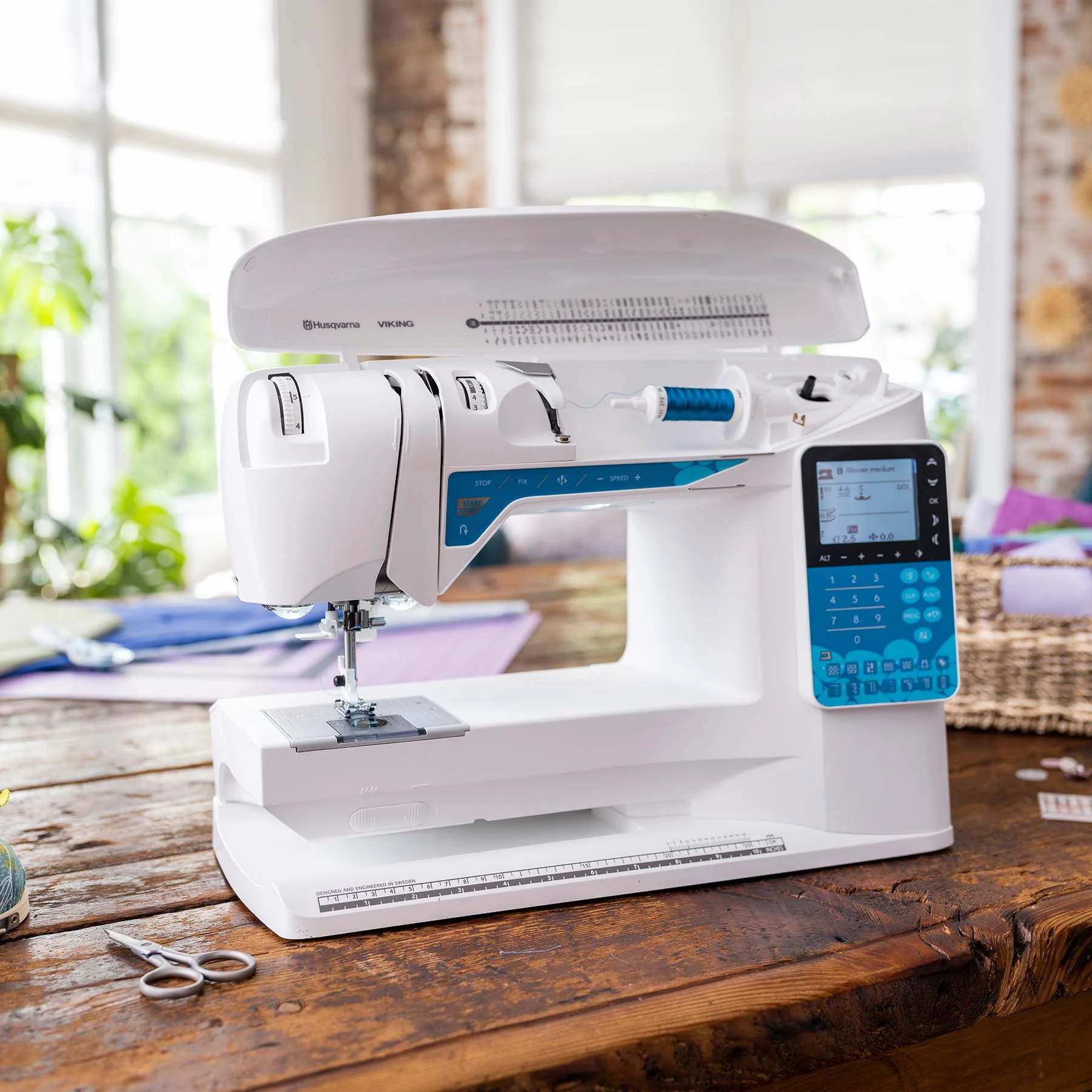 HUSQVARNA® VIKING® OPAL™ 650 Sewing Machine - Image 7