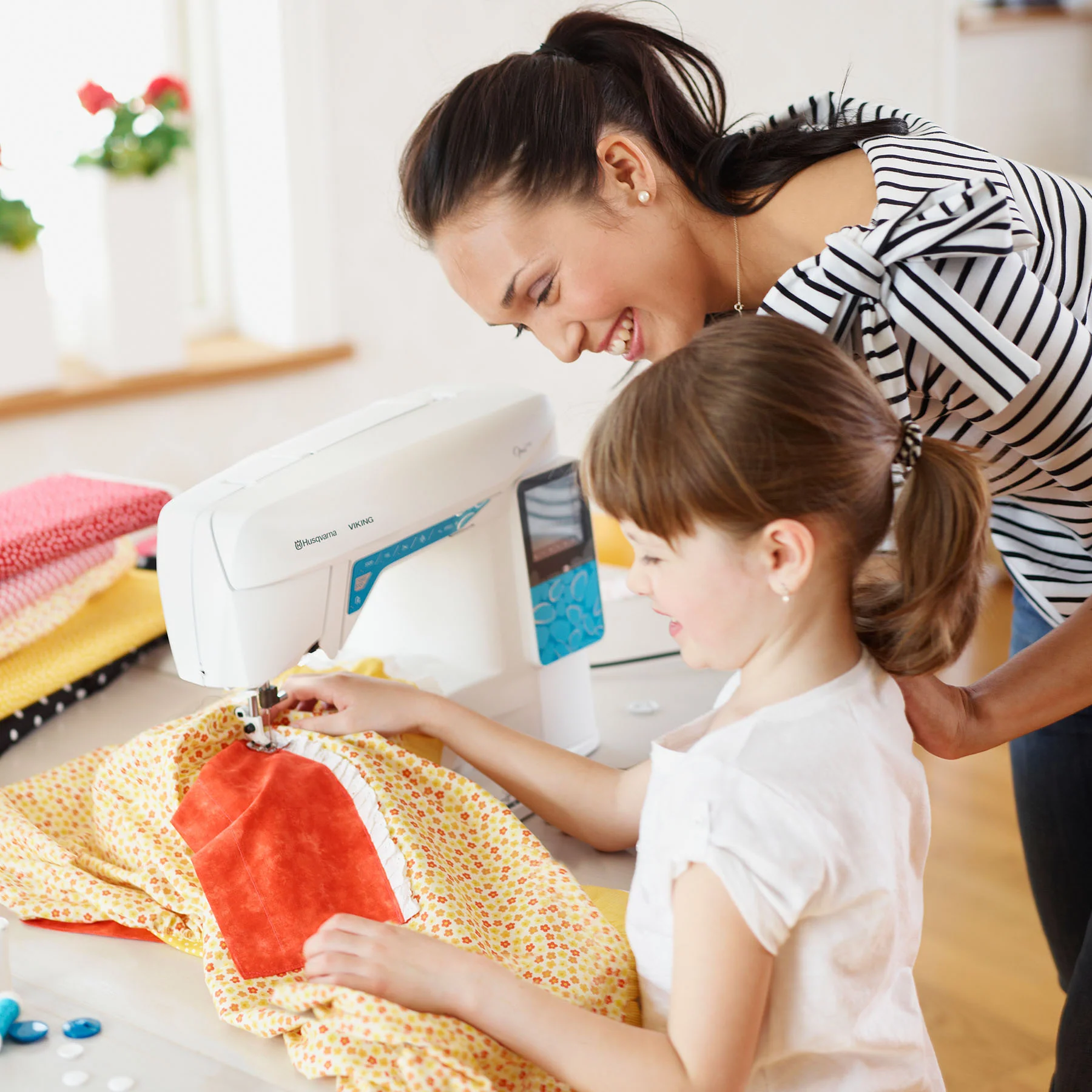 HUSQVARNA® VIKING® OPAL™ 670 Sewing Machine - Image 6