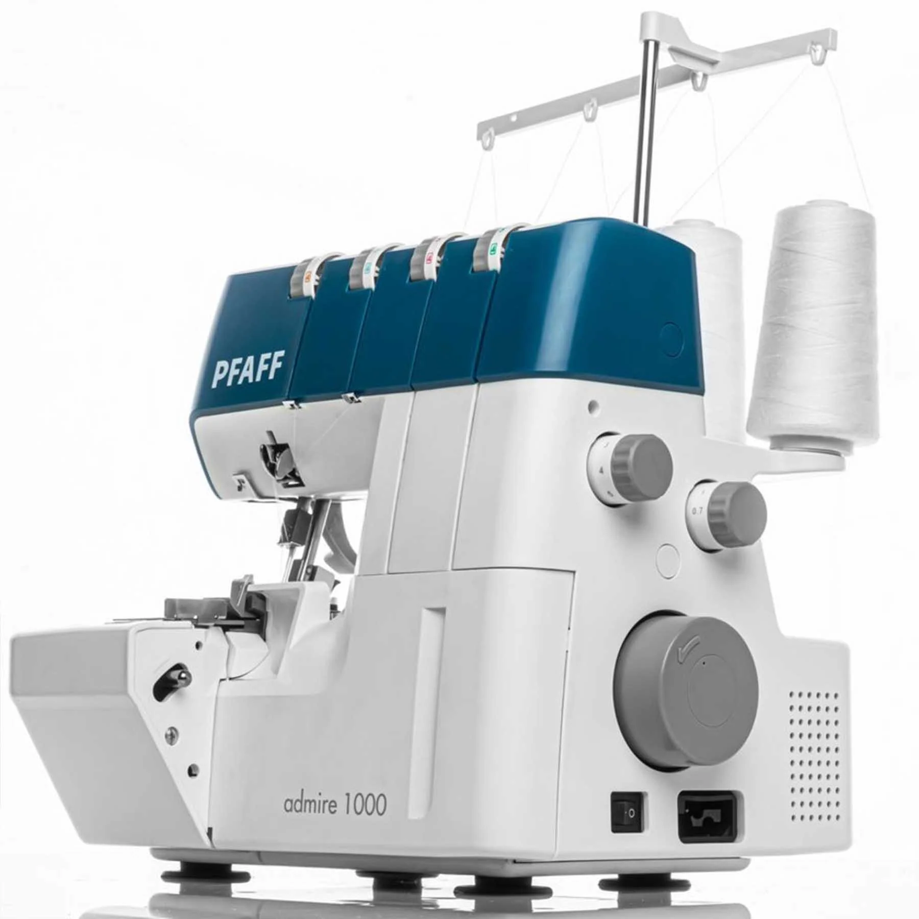 PFAFF® admire™ 1000 Overlock Machine - Image 8