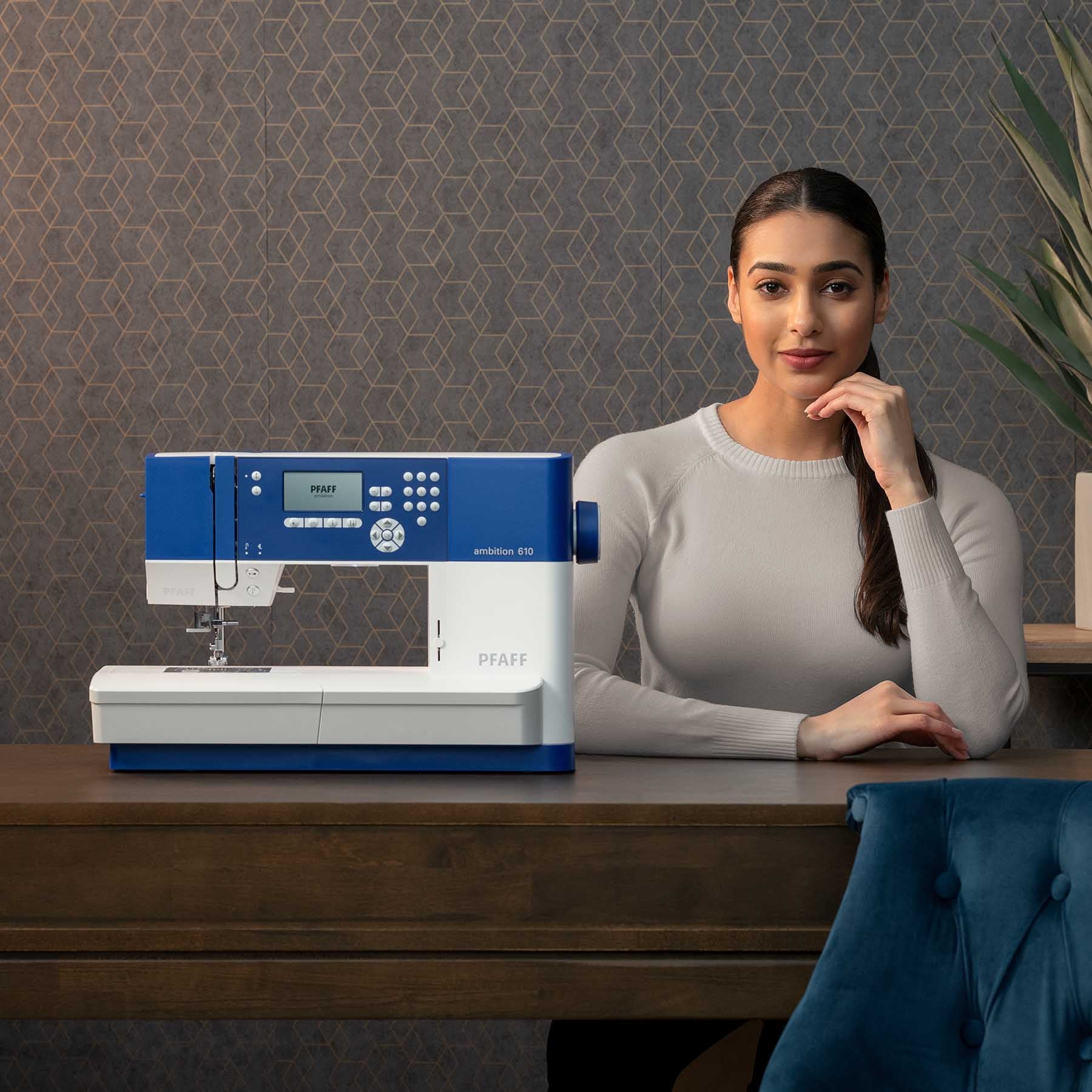 PFAFF® ambition™ 610 Blue Sewing Machine - Image 2