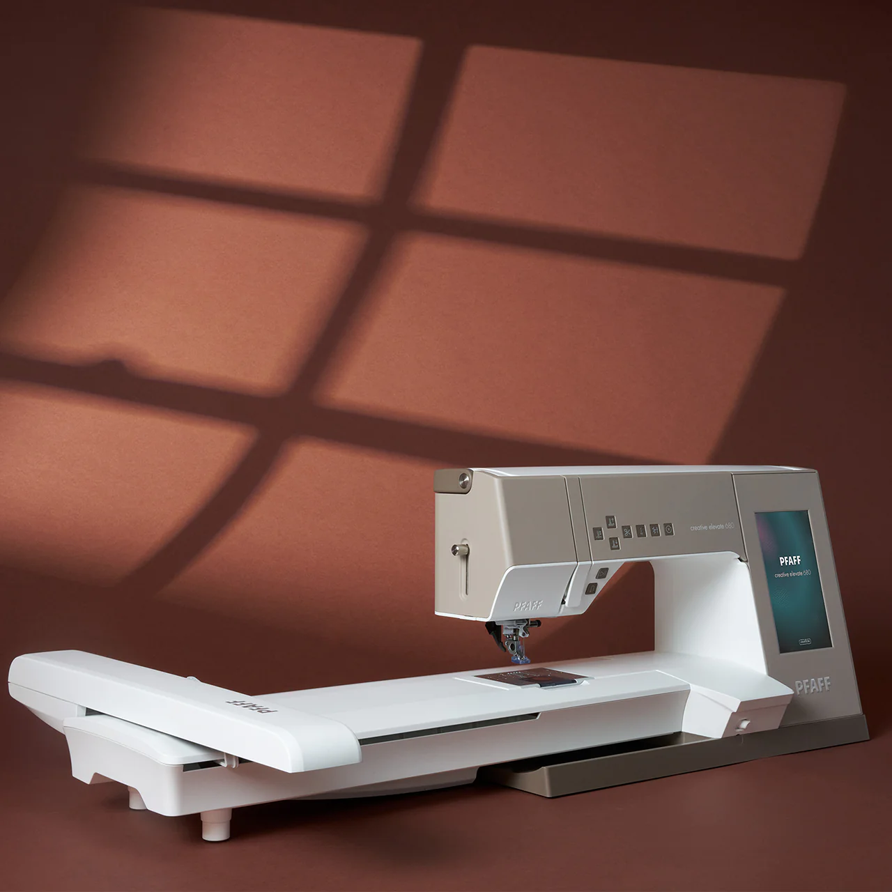 PFAFF® creative elevate™ 680 Embroidery Unit - Image 4