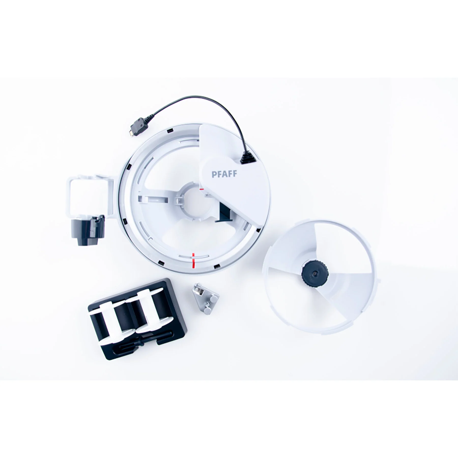 PFAFF® creative icon™ 2 Embellishment Attachment - Image 5