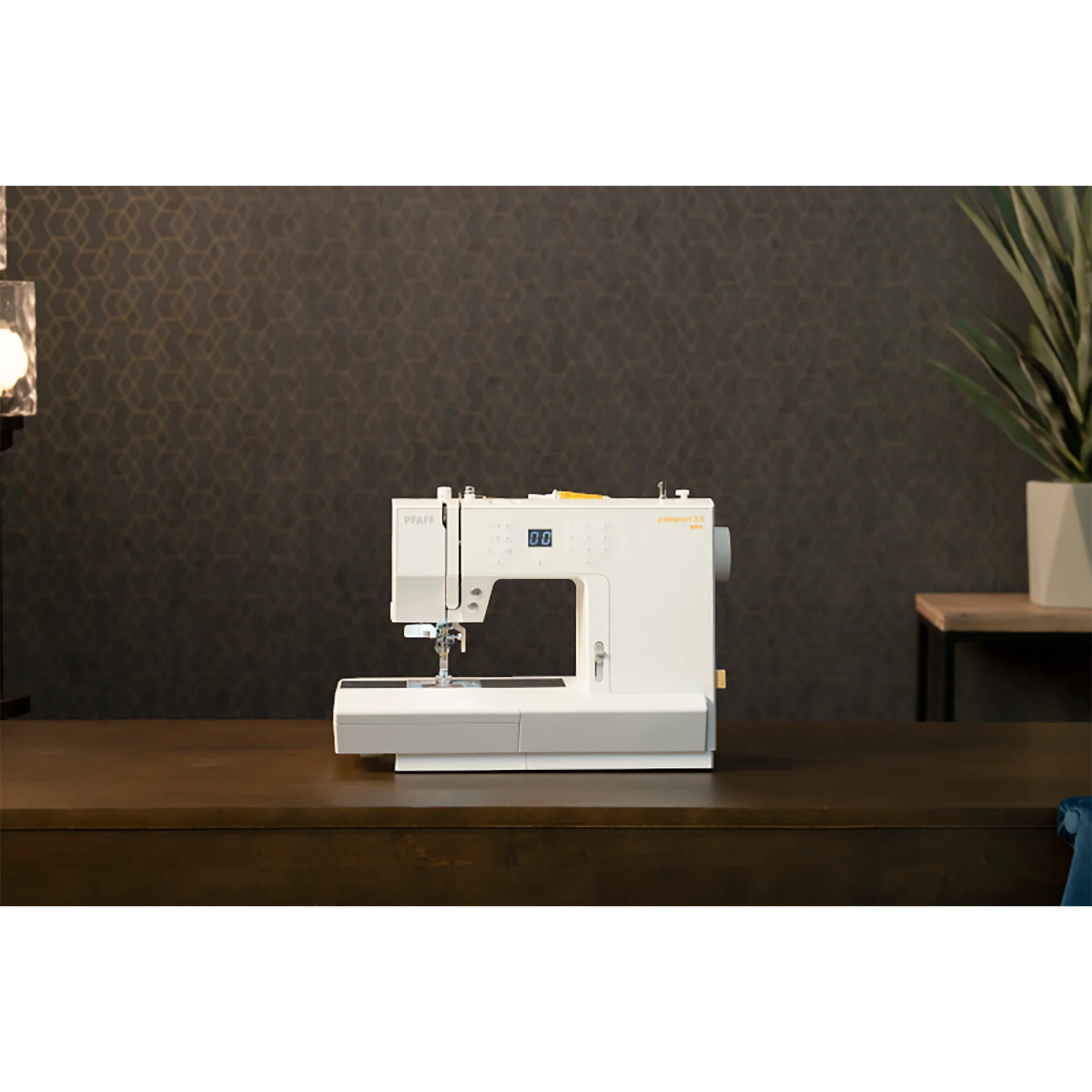 PFAFF® passport™ 3.0 Sewing Machine - Image 3
