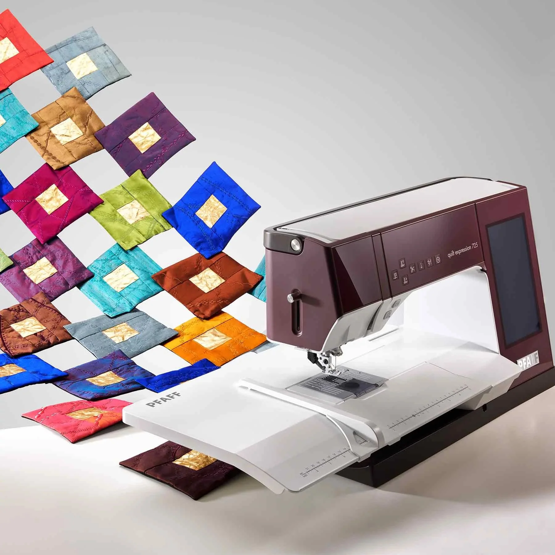 PFAFF® quilt expression™ 725 Sewing Machine - Image 9