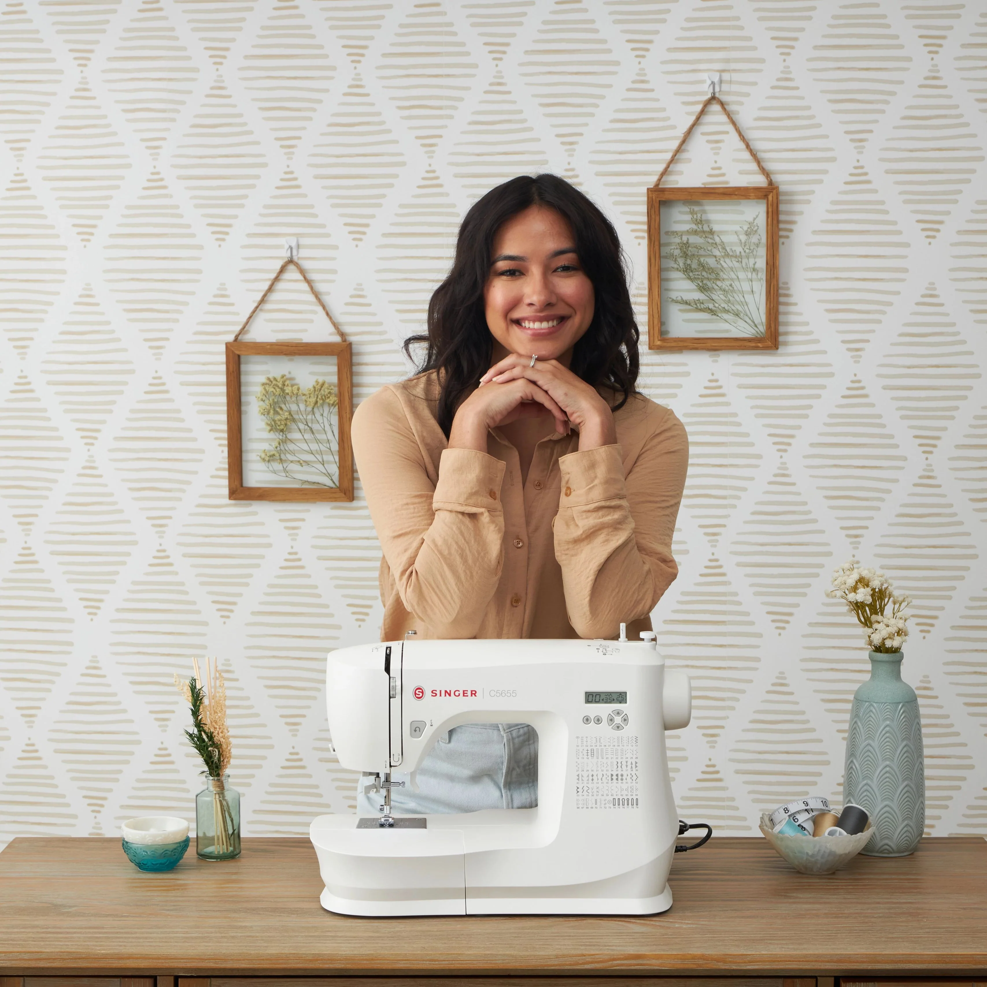 SINGER® C5655 Sewing Machine - Image 6