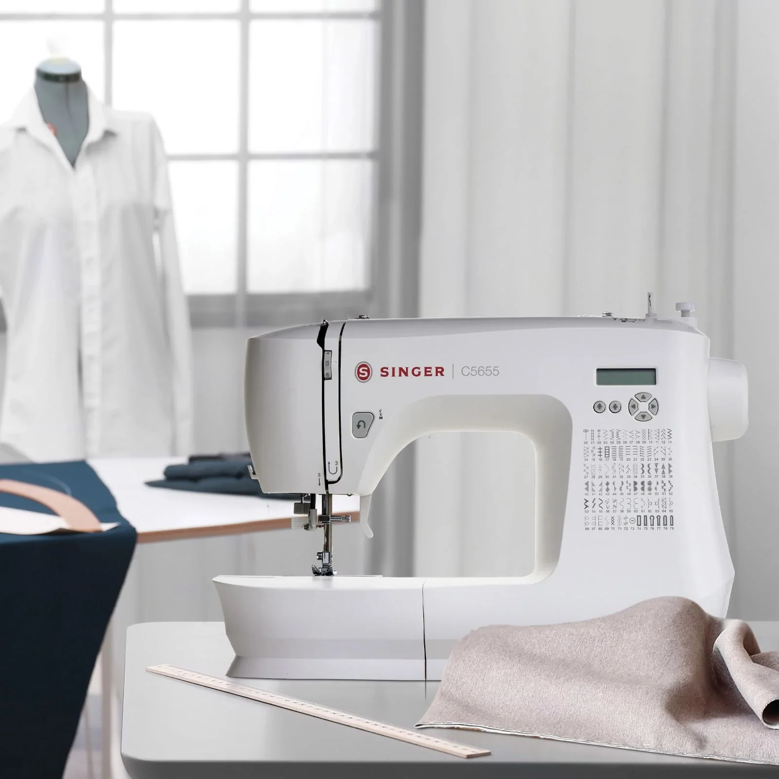 SINGER® C5655 Sewing Machine - Image 8