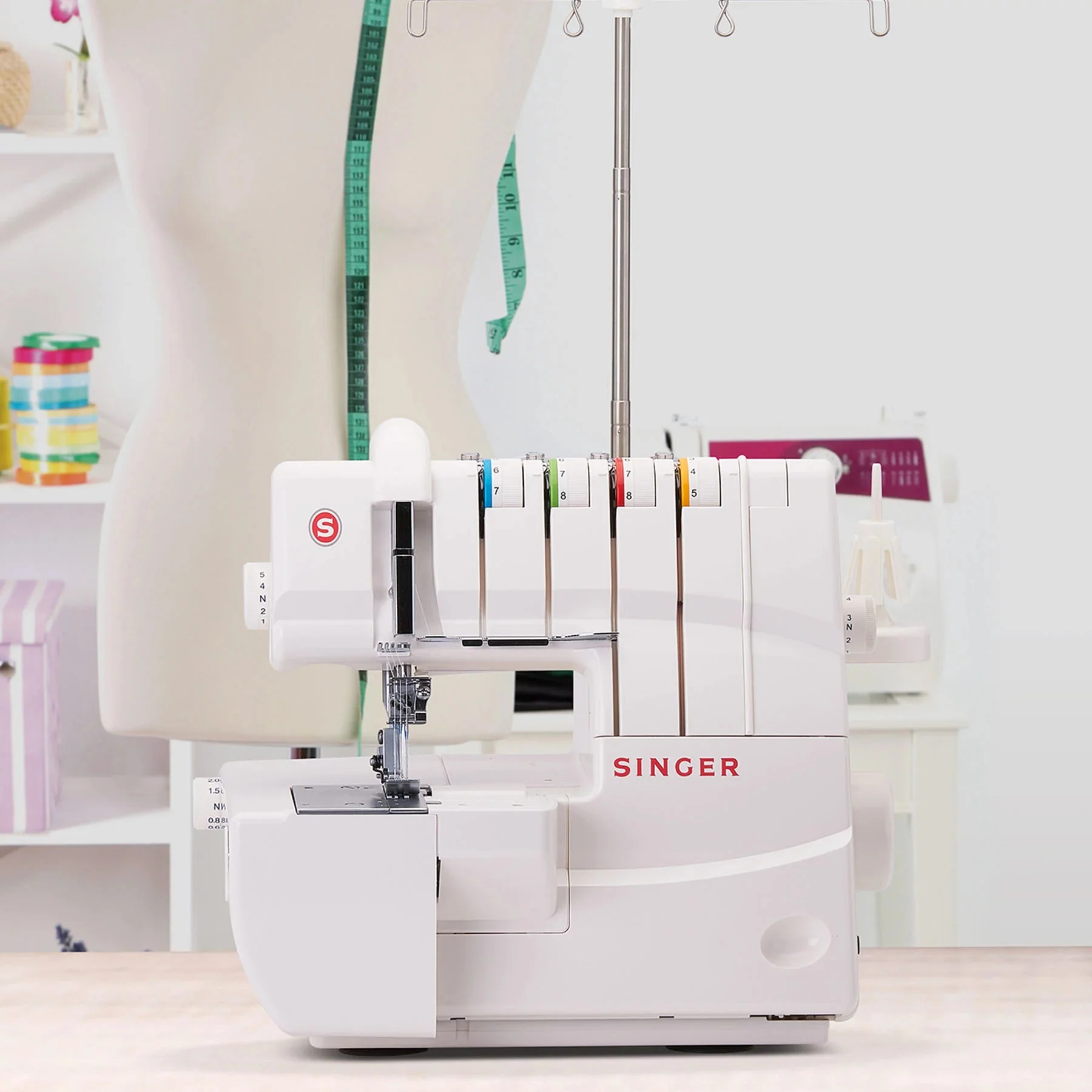 SINGER® Coverstitch 14T970 - Image 2
