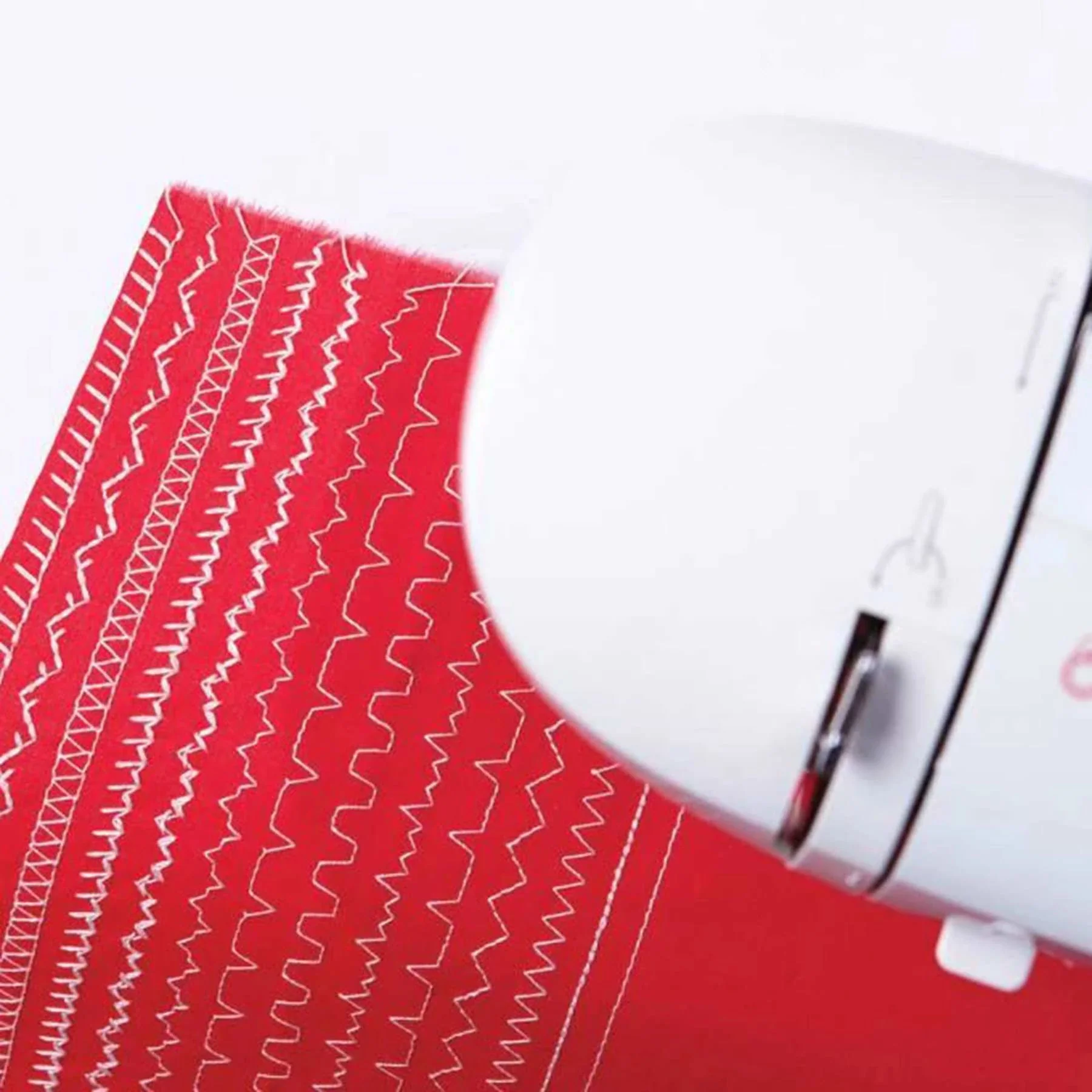 SINGER® Fashion Mate™ 3333 Sewing Machine - Image 8