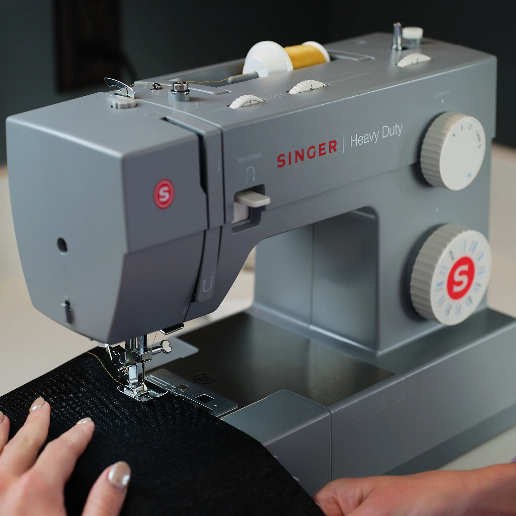 SINGER® Heavy Duty 4432 Sewing Machine - Image 2