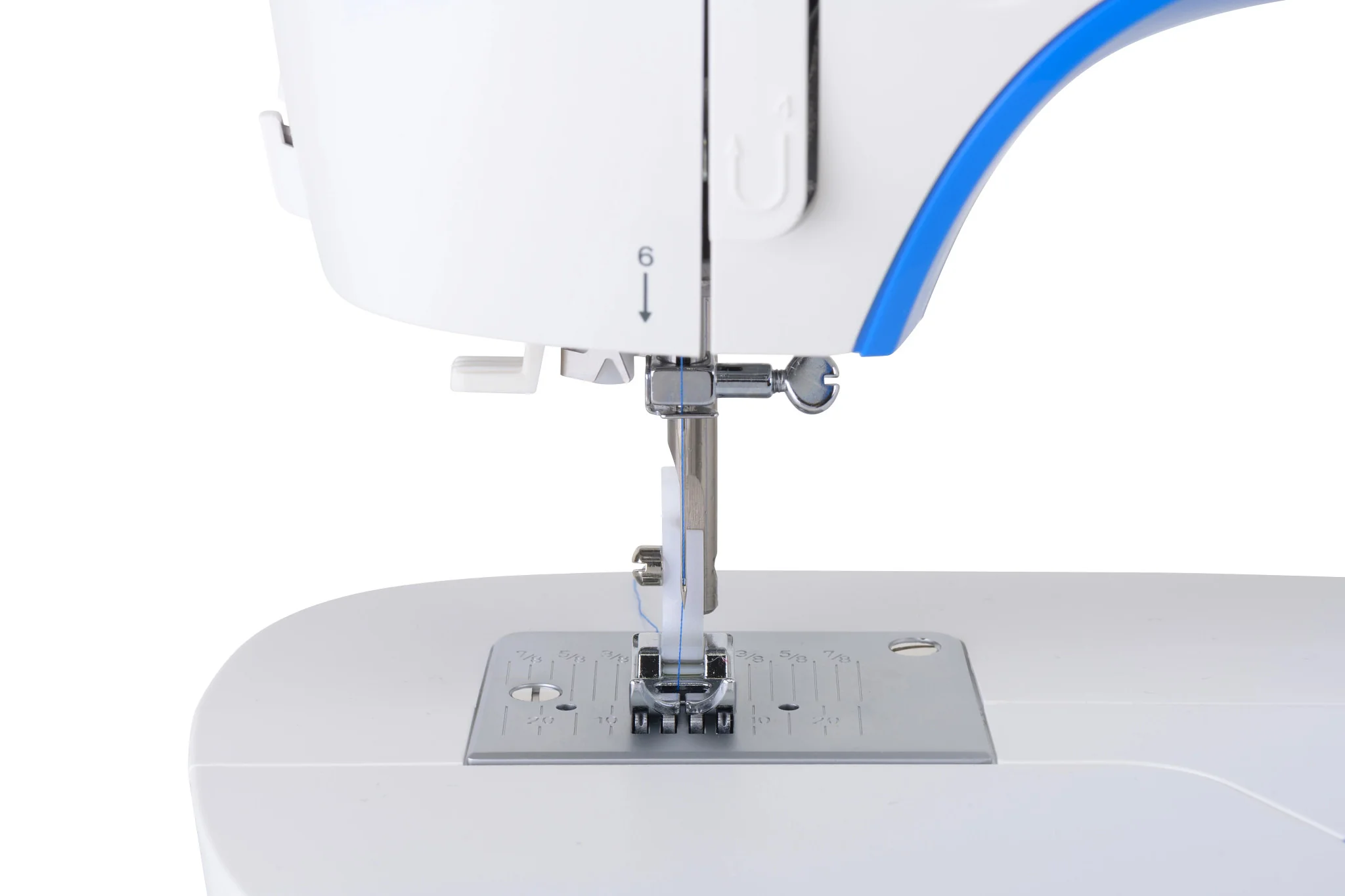 SINGER® M3205 Sewing Machine - Image 3
