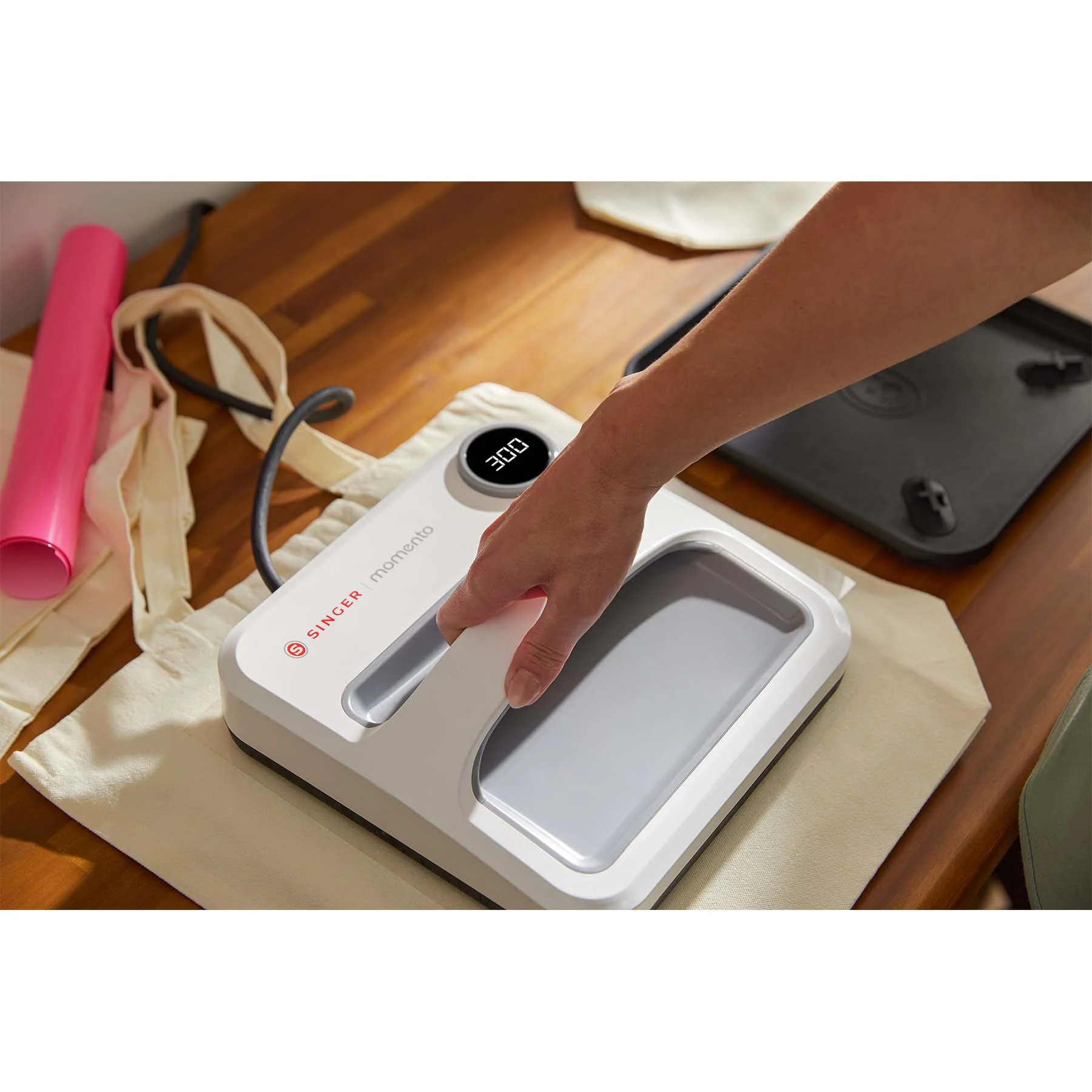 SINGER® MOMENTO™ Square Press - Image 2