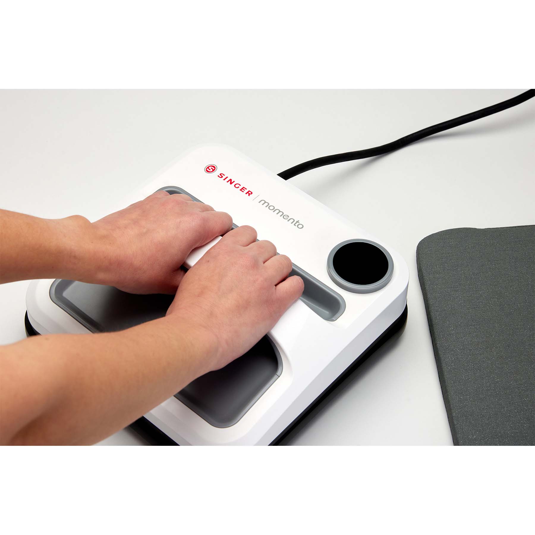 SINGER® MOMENTO™ Square Press - Image 6