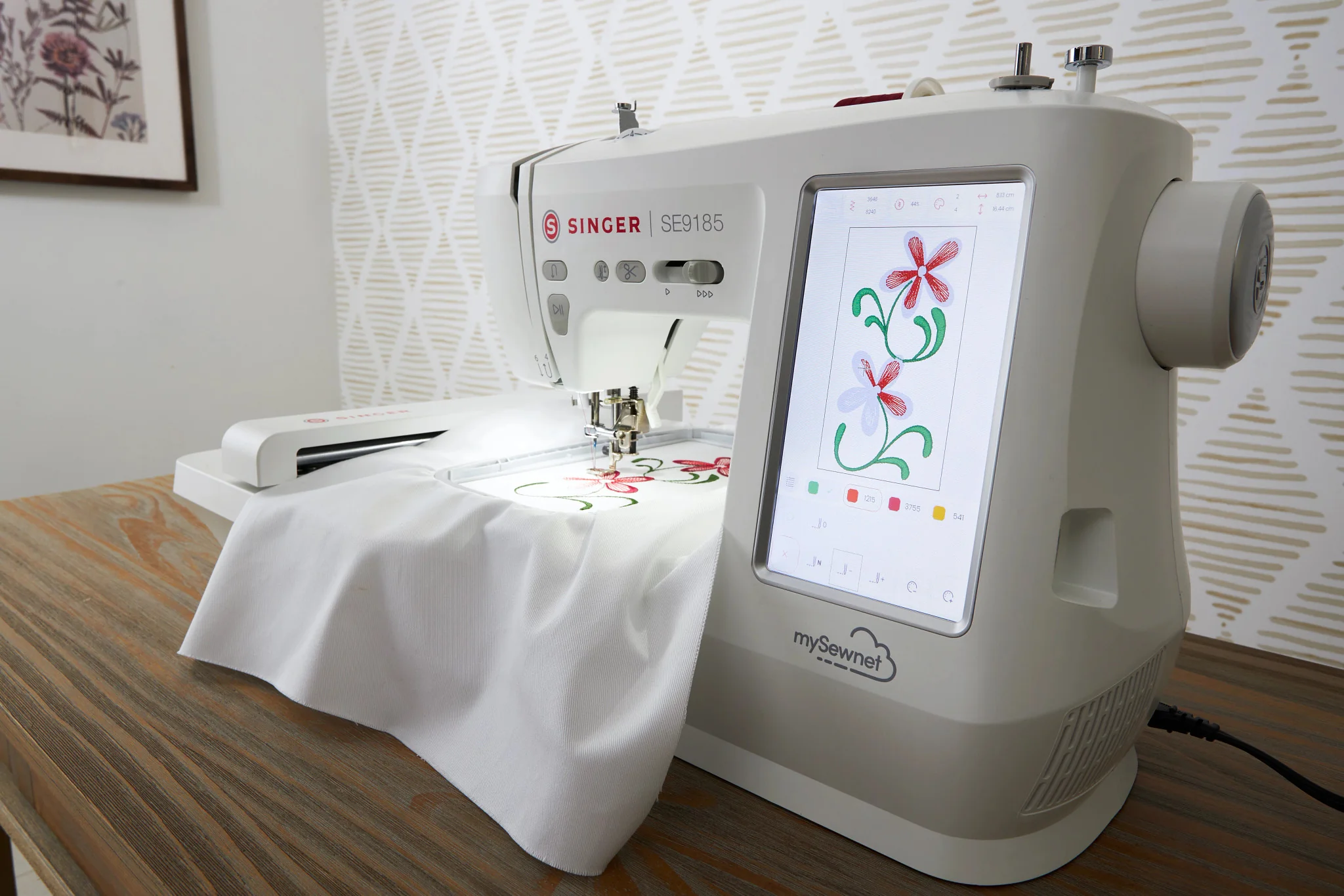 SINGER® SE9185 Sewing and Embroidery Machine - Image 3