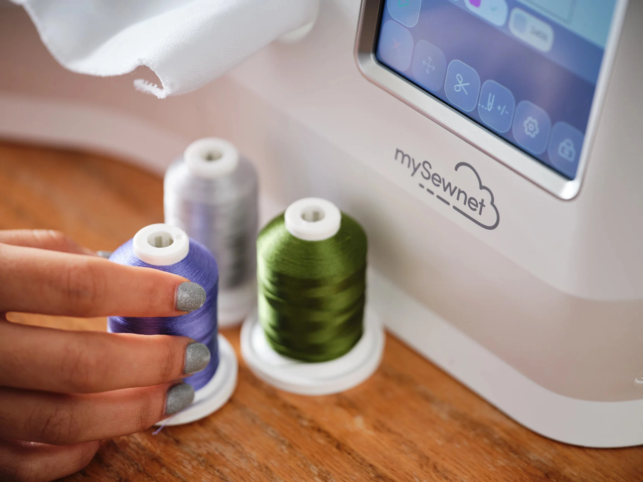 SINGER® SE9185 Sewing and Embroidery Machine - Image 6
