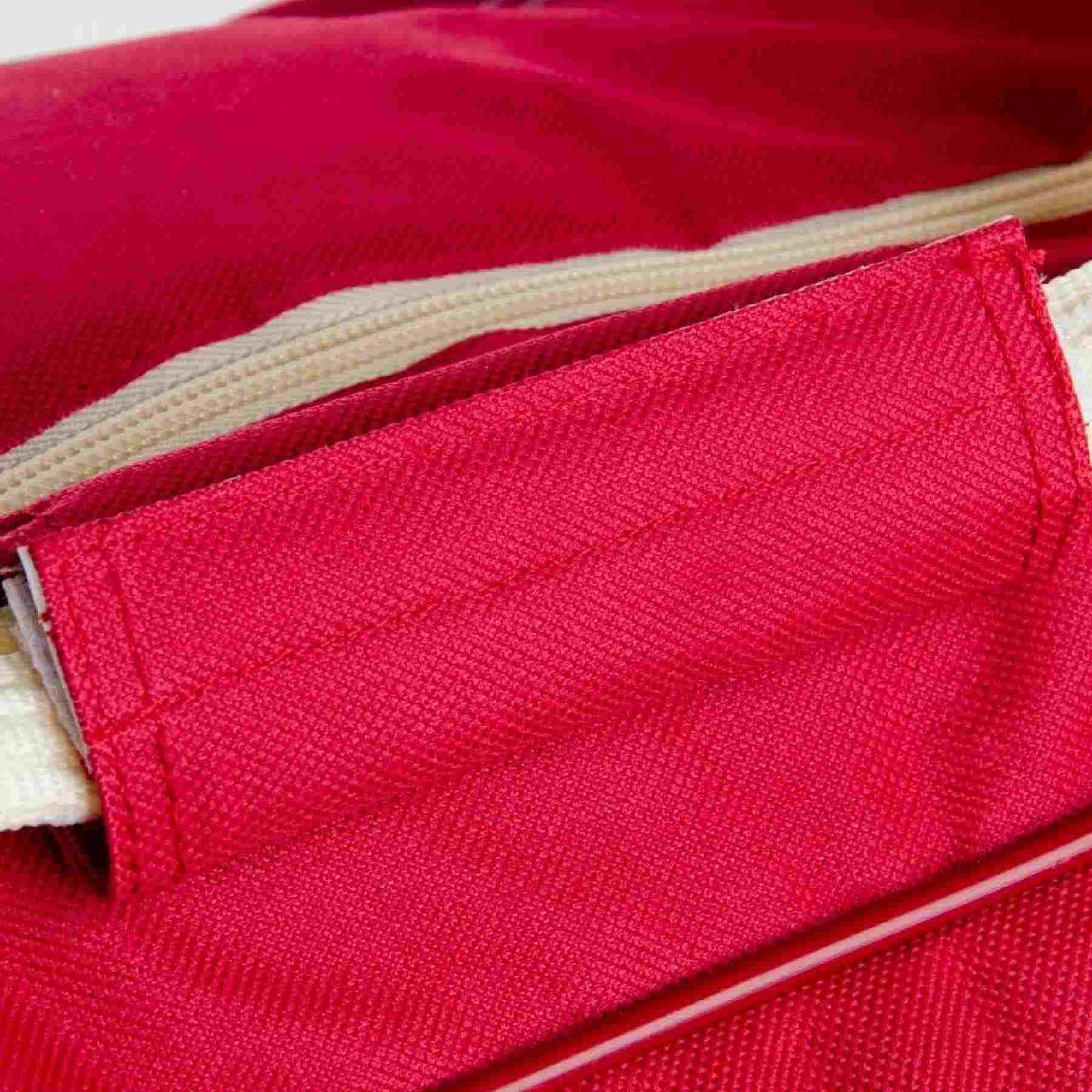 SINGER® Universal Canvas Bag - Red - Image 5